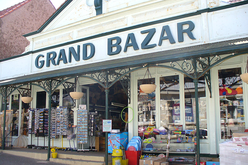 prefailles le grand bazar cerf volant famille Deffain